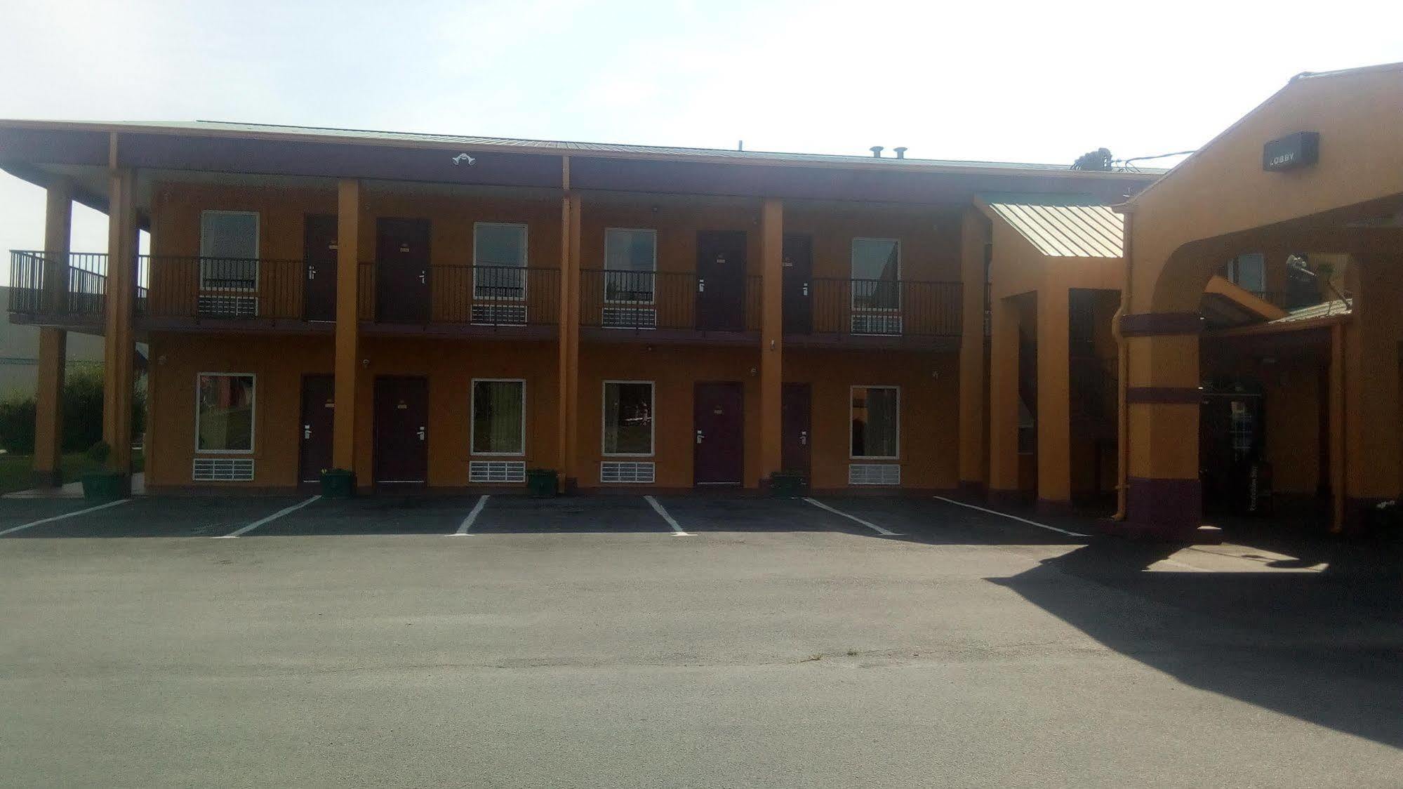 Travelers Inn Elizabethton Exterior photo